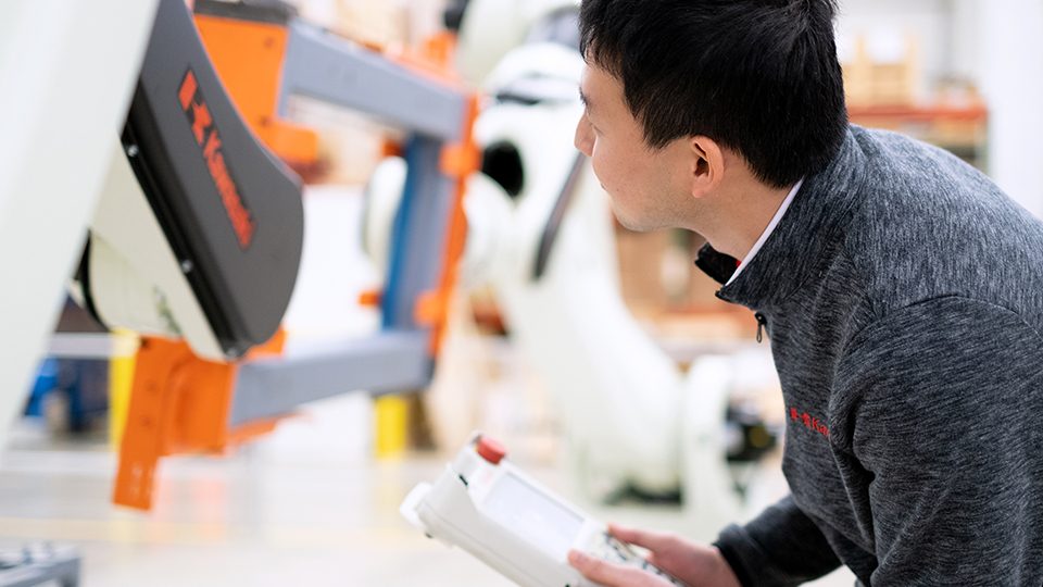 Service & Support | Industrial Robots by Kawasaki Robotics