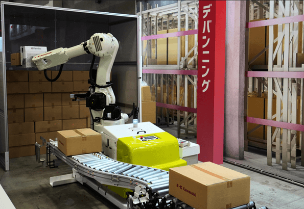 中西金属工業株式会社のブースでデバンニング作業をするロボットVambo