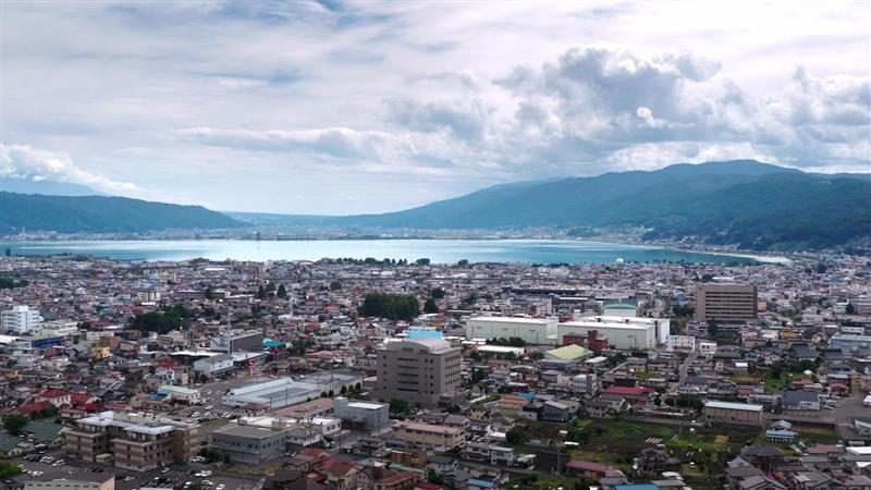 諏訪湖を望む長野県の地に拠点を構える菱和電機 岡谷事業所