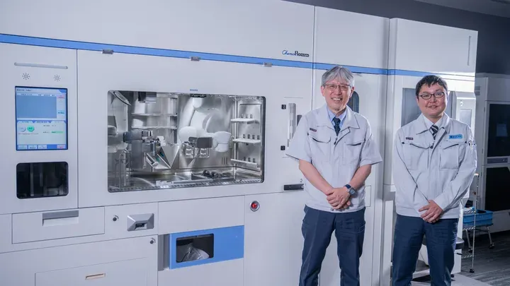 湯山製作所社員